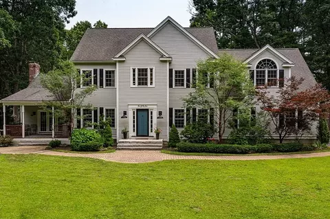 141 Green Rd, Bolton, MA 01740