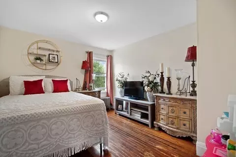 477 Wilbraham Rd, Springfield, MA 01109 photo 16