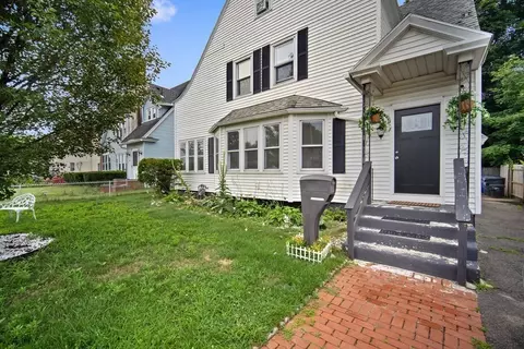 477 Wilbraham Rd, Springfield, MA 01109 photo 2