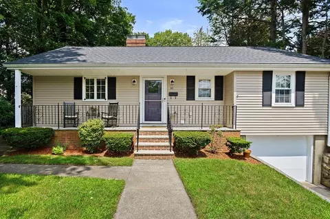 33 Cordis St, Wakefield, MA 01880