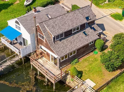 5 River Rd, Gloucester, MA 01930 photo 2