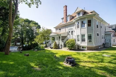 739 Rock St, Fall River, MA 02720 photo 4