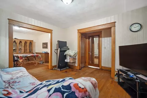 24-26 Wayne St, Springfield, MA 01118 photo 10