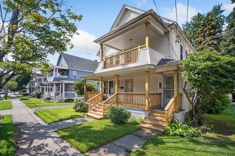 24-26 Wayne St, Springfield, MA 01118 photo 3