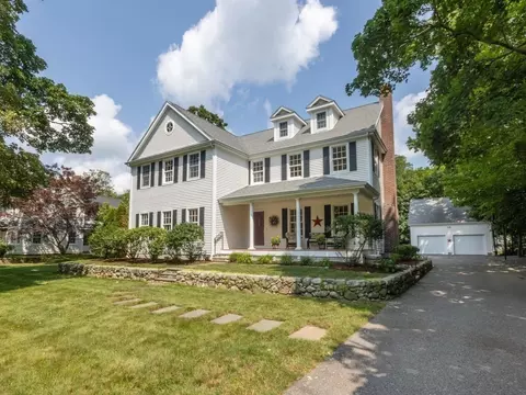 5 Everett St, Walpole, MA 02032 photo 3