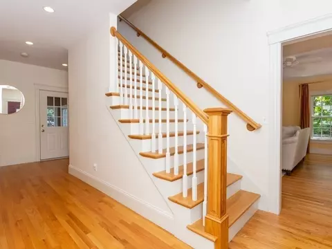 5 Everett St, Walpole, MA 02032 photo 6