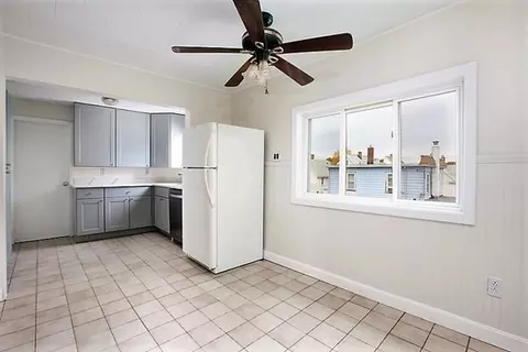 92 Lynn St, Everett, MA 02149 photo 4