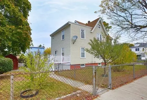 92 Lynn St, Everett, MA 02149 photo 2