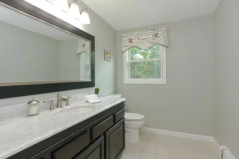 44 W River St, Upton, MA 01568 photo 22