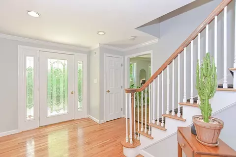 44 W River St, Upton, MA 01568 photo 3