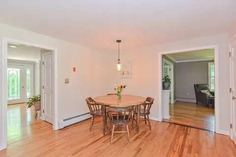 44 W River St, Upton, MA 01568 photo 6