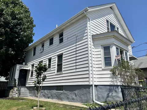 290 County St, Fall River, MA 02723 photo 3