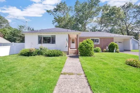 163 Chapel St, Chicopee, MA 01020