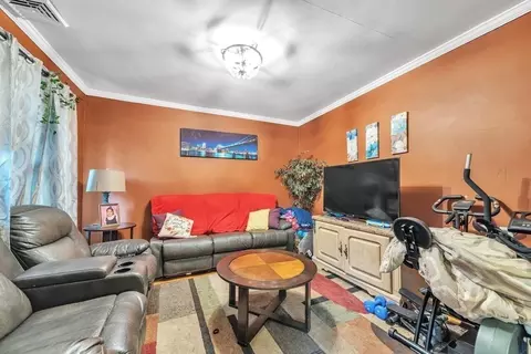 78-80 Cherrelyn St, Springfield, MA 01104 photo 16