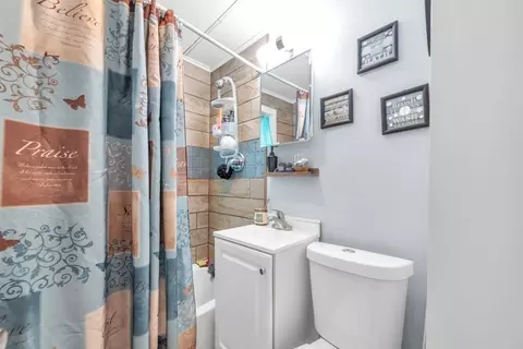 78-80 Cherrelyn St, Springfield, MA 01104 photo 9