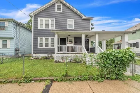 78-80 Cherrelyn St, Springfield, MA 01104