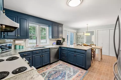 970 Central Ave, Needham, MA 02492 photo 4