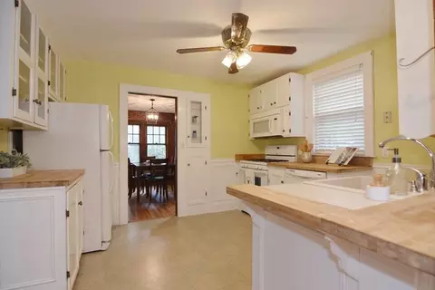 11 Newcomb Rd, Stoneham, MA 02180 photo 12