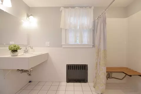 11 Newcomb Rd, Stoneham, MA 02180 photo 21
