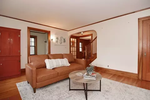 11 Newcomb Rd, Stoneham, MA 02180 photo 5
