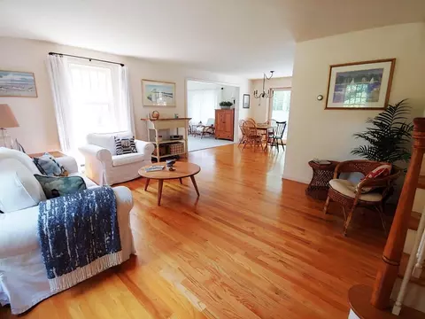 9 Rainbow Dr, Barnstable, MA 02632 photo 3