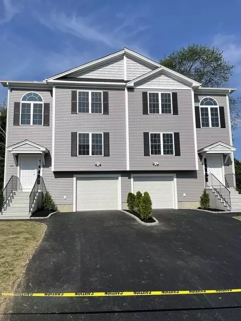 28 Standish St # a, Worcester, MA 01604