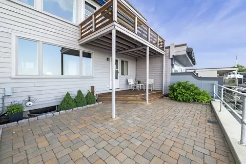 7 Mariners Ln, Marblehead, MA 01945 photo 20