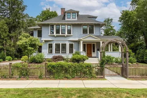 1743 Beacon St, Waban, MA 02468