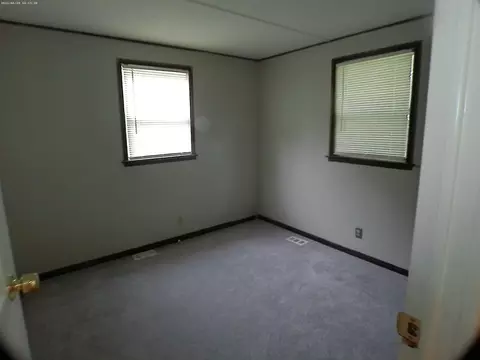 178 Slumber Ln, Springfield, MA 01128 photo 12