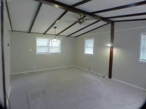 178 Slumber Ln, Springfield, MA 01128 photo 5