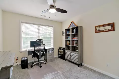 11 Mendon Rd #E, Attleboro, MA 02703 photo 32