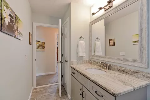 11 Mendon Rd #E, Attleboro, MA 02703 photo 36