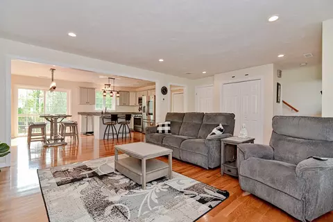 11 Mendon Rd #E, Attleboro, MA 02703 photo 11