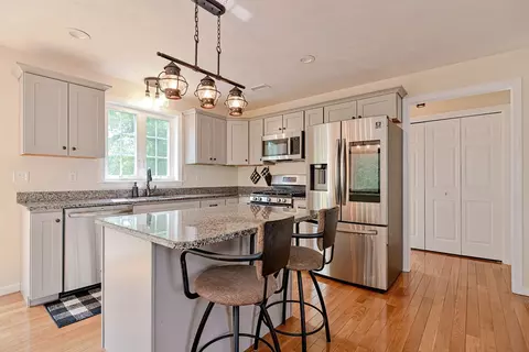 11 Mendon Rd #E, Attleboro, MA 02703 photo 12