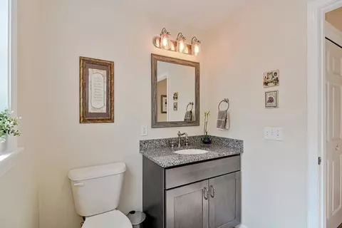 11 Mendon Rd #E, Attleboro, MA 02703 photo 22
