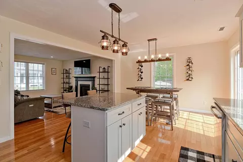 11 Mendon Rd #E, Attleboro, MA 02703 photo 15