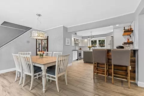 33 Curtis Rd, Natick, MA 01760 photo 5