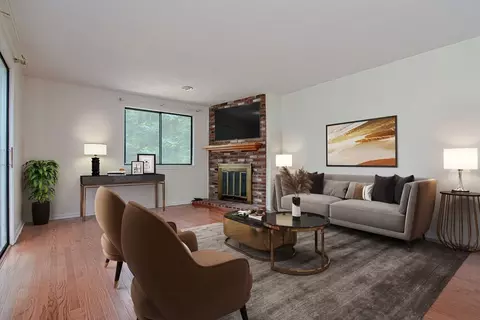 9 Country Club Ln #9D, Milford, MA 01757
