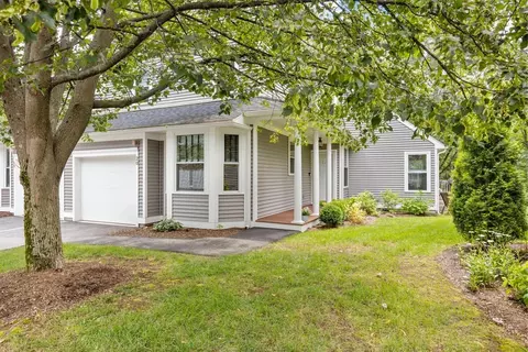 20 Maple Ridge Dr #20, Burlington, MA 01803