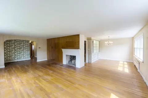8 Rustic Dr, Worcester, MA 01609 photo 7