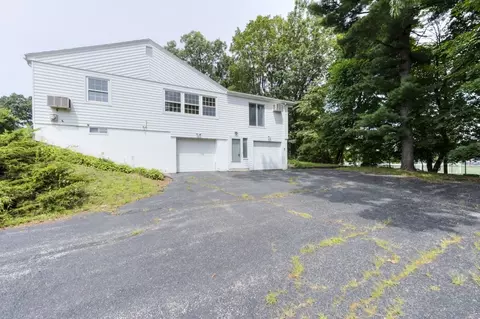 8 Rustic Dr, Worcester, MA 01609 photo 40