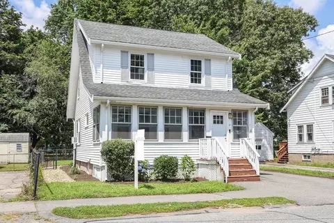 10 Hillside Rd, Dedham, MA 02026