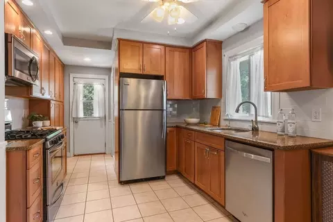 10 Hillside Rd, Dedham, MA 02026 photo 5