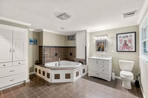 23 Mohawk Rd, Canton, MA 02021 photo 10
