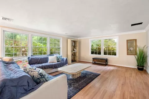 23 Mohawk Rd, Canton, MA 02021 photo 5