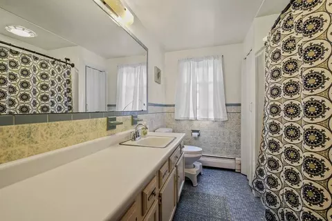 17 Hampton St, Worcester, MA 01604 photo 14