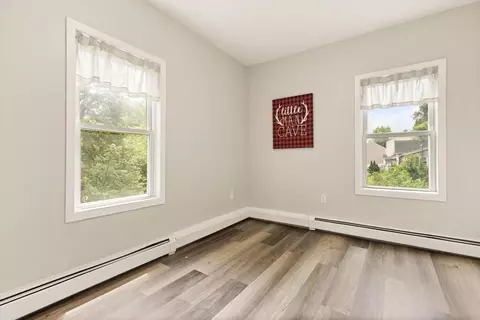67 North St, Worcester, MA 01605 photo 24