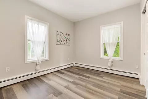 67 North St, Worcester, MA 01605 photo 25
