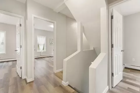67 North St, Worcester, MA 01605 photo 8