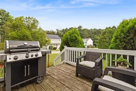16 Heritage Path, Millis, MA 02054 photo 28